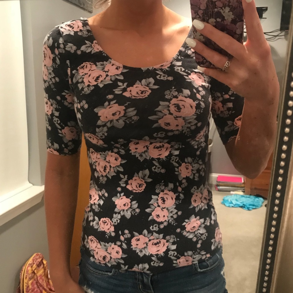 Low scoop floral blouse